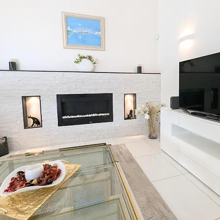 Luxueuse Avec Piscine * Echenevex