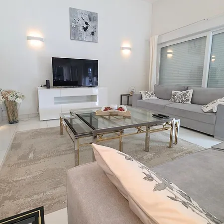 Homestay Luxueuse Avec Piscine *
