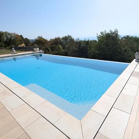 Luxueuse Avec Piscine