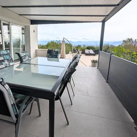 Luxueuse Avec Piscine Homestay *
